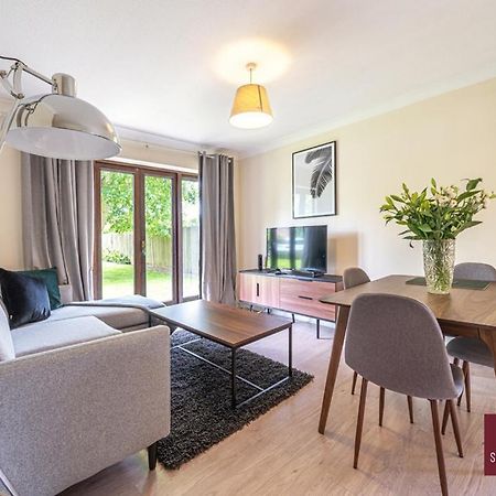 Апартаменти Maidenhead - 2 Bed & Parking Екстер'єр фото
