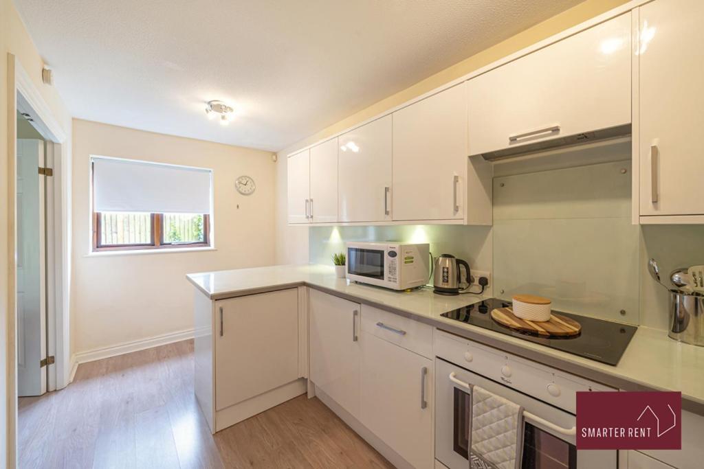 Апартаменти Maidenhead - 2 Bed & Parking Екстер'єр фото